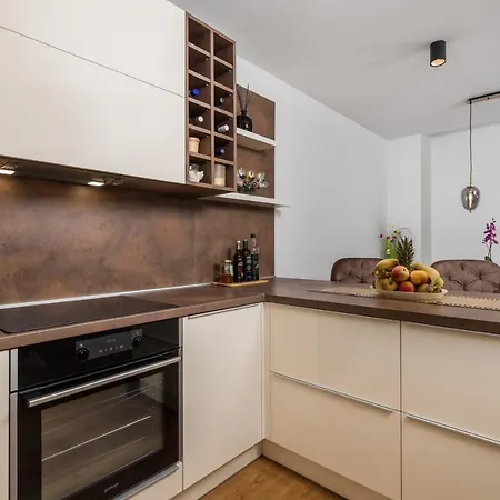 View With Balcony And Private Parking Apartment